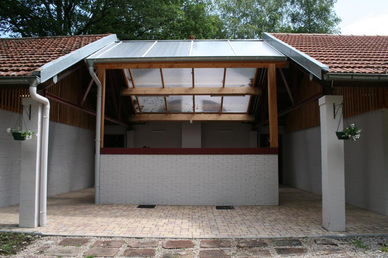 Europe Tents Camping Domaine Des Messires Herpelmont ภายนอก รูปภาพ